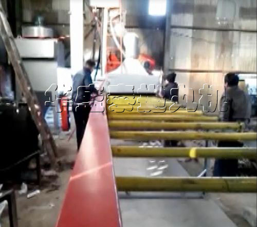 圓鋼拋丸機(jī)工作現(xiàn)場(chǎng) 圓鋼拋丸機(jī)工作現(xiàn)場(chǎng)