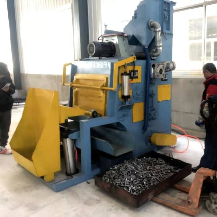 懸鏈打砂除銹機_懸鏈除銹砂機打磨視頻_打砂除銹機設備