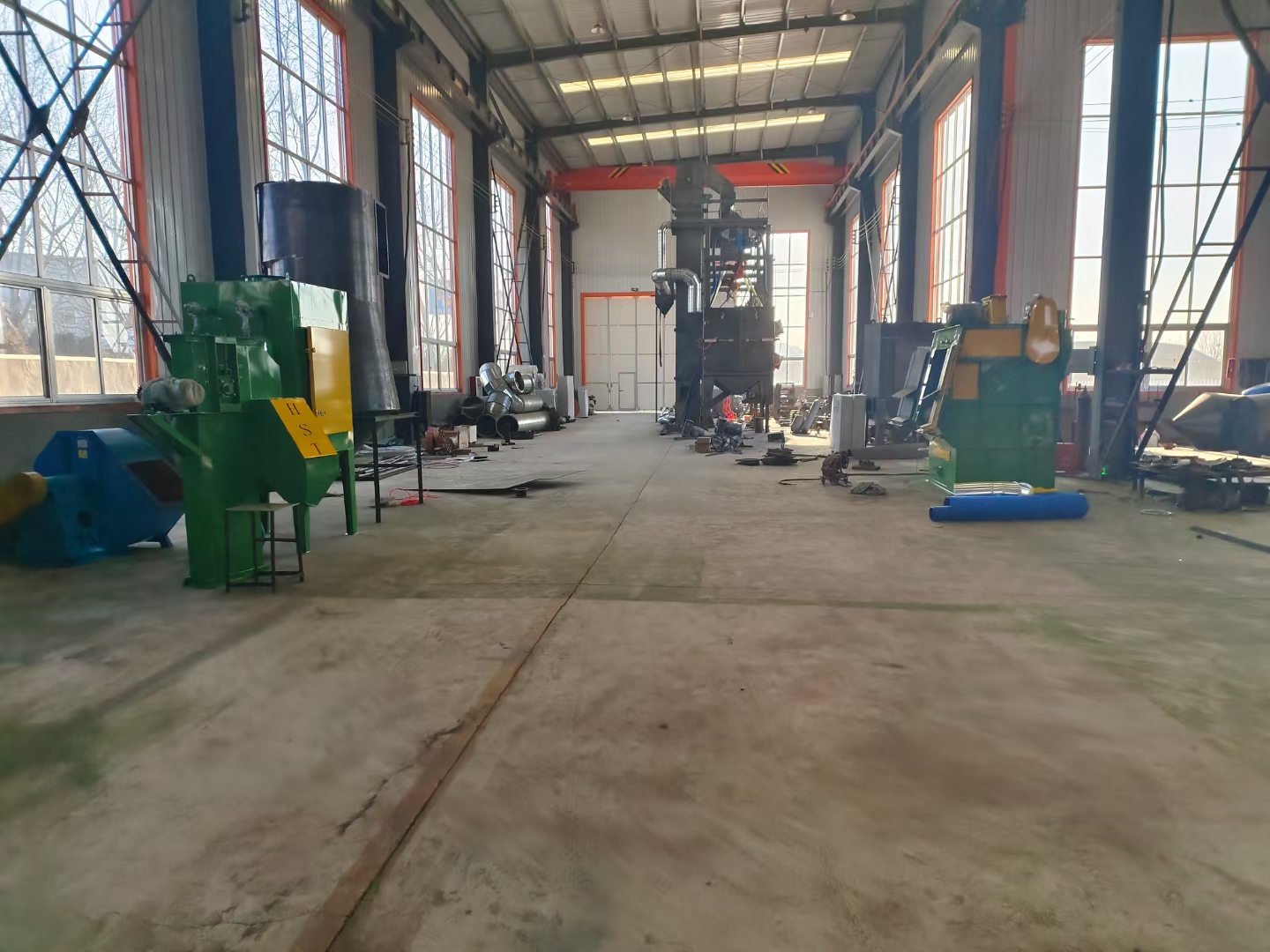 砂紙打磨剎車片_剎車片拋丸打砂機_剎車盤拋光機視頻講解