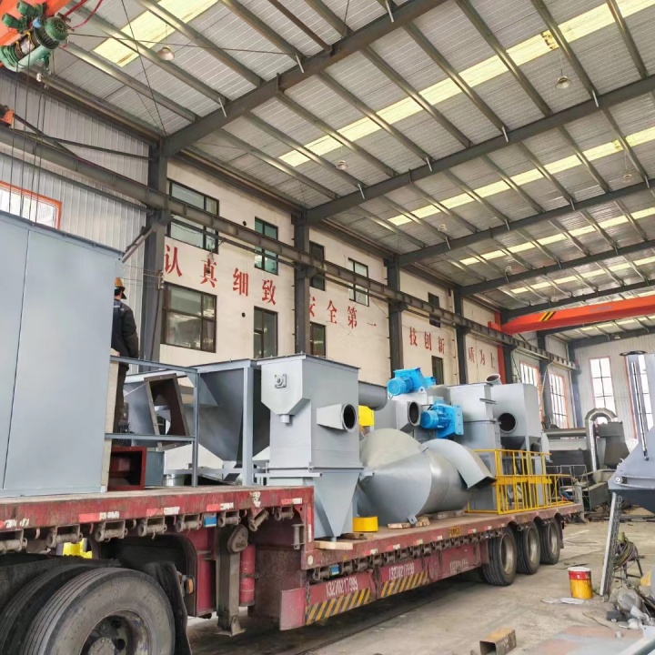 連續輥道通過式打砂除銹機_手工除銹和砂輪機除銹價格_砂輪除銹機