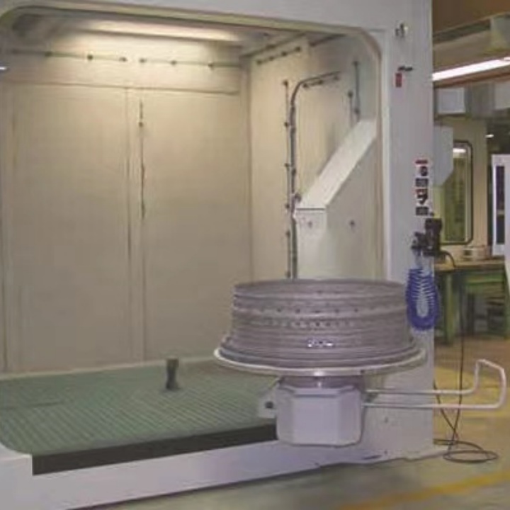 打鋼砂機器_鋼砂機價格_鋼結(jié)構(gòu)打砂清理機